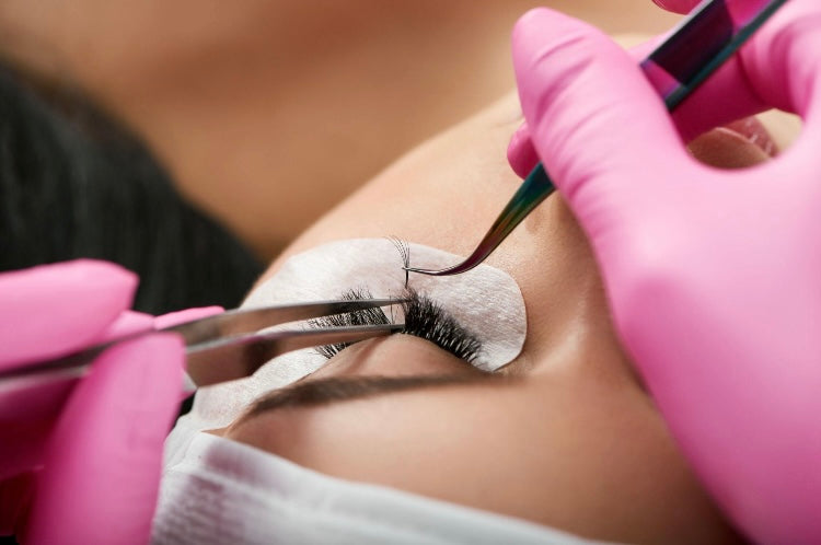 Eyelash Extensions in Ubud