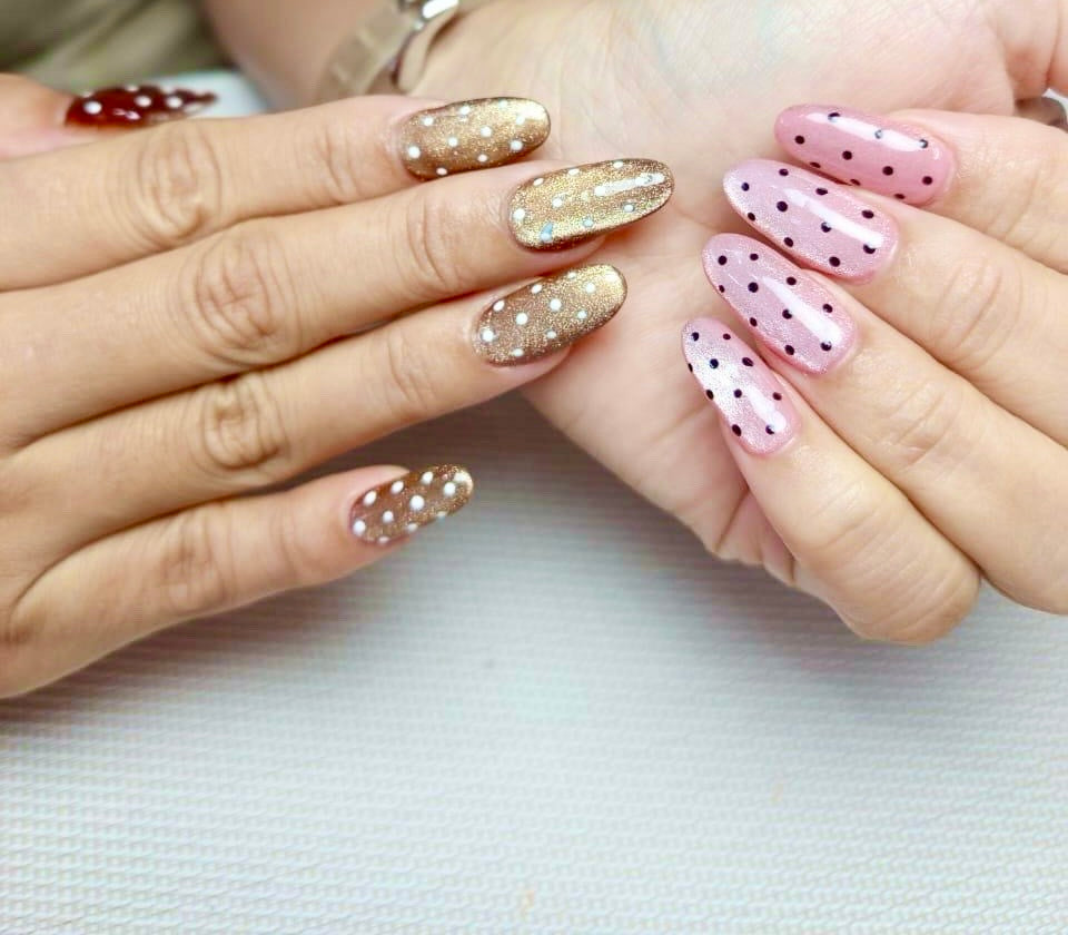 Acrylic Powder Extension & Cat Eye Polka Art